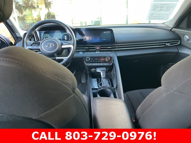 2023 Hyundai Elantra SEL photo 15