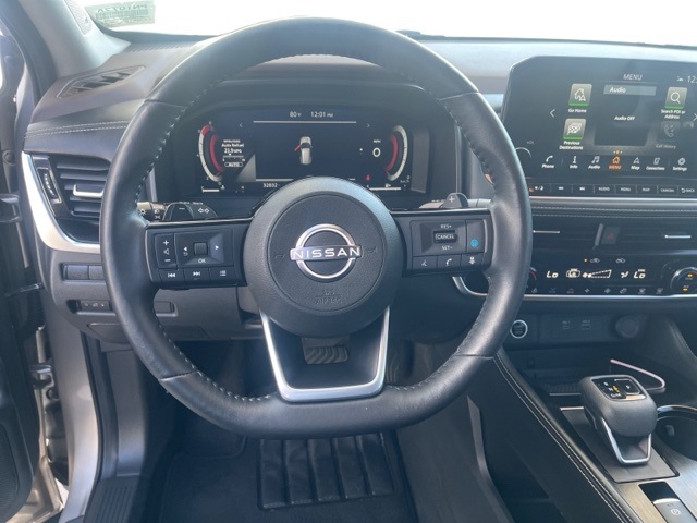 2022 Nissan Rogue Platinum photo 11