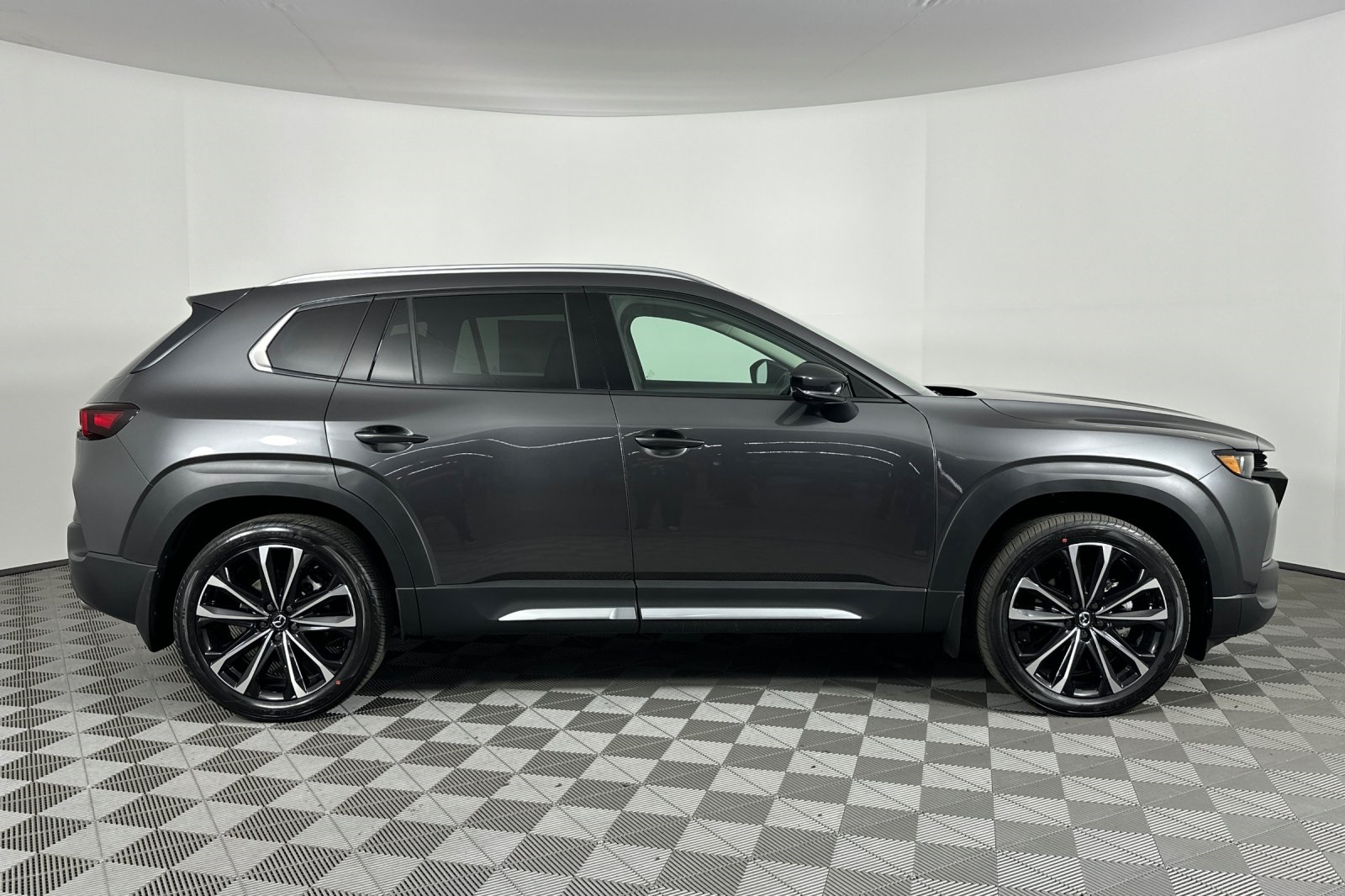 2025 Mazda CX-50 2.5 Premium Plus photo 3