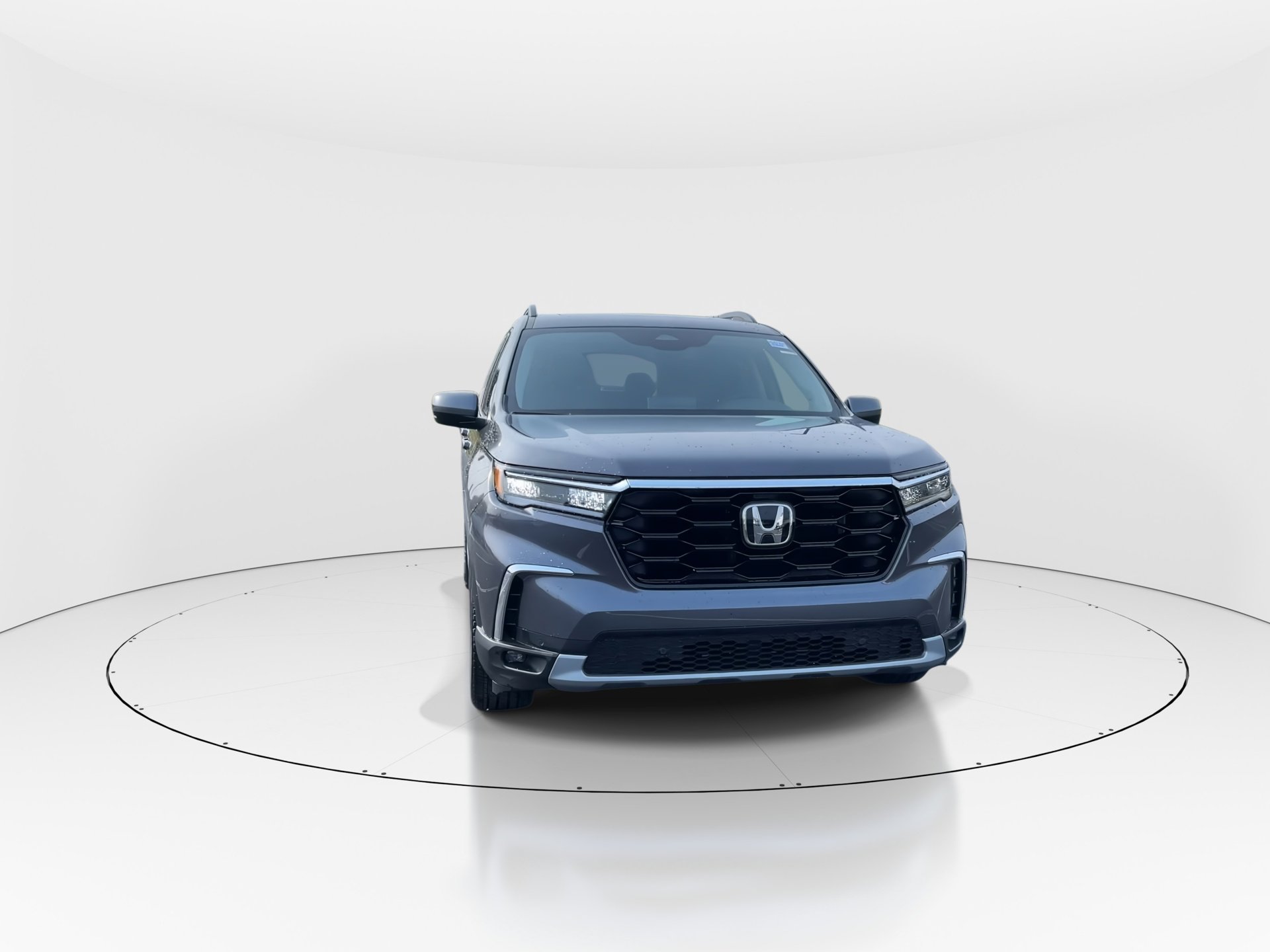 2025 Honda Pilot Touring photo 3