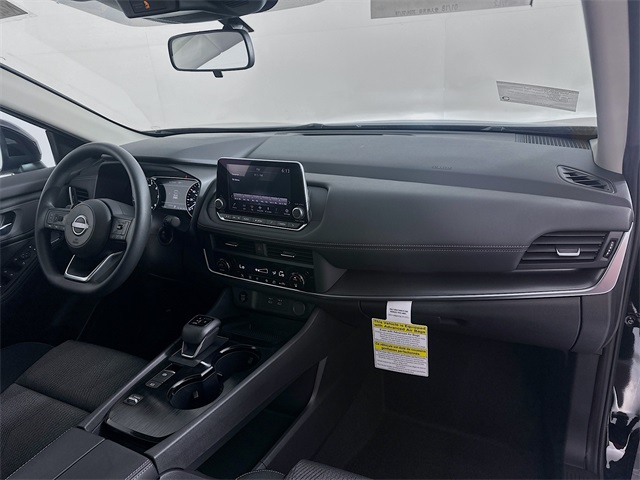 2024 Nissan Rogue SV photo 27