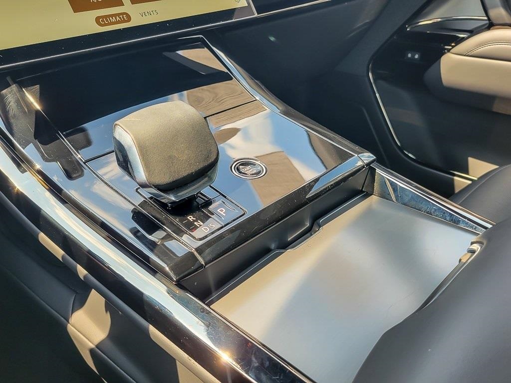 2024 LAND ROVER RANGE ROVER SPORT - Image 17