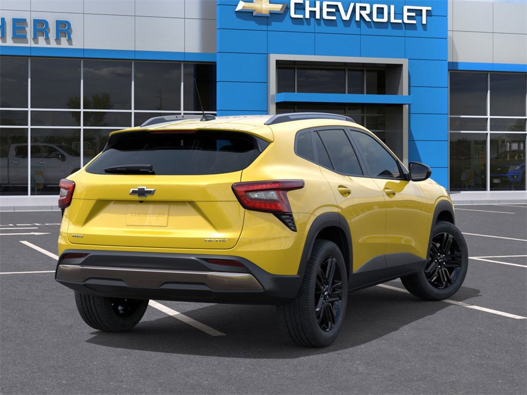 2025 Chevrolet Trax ACTIV photo 2