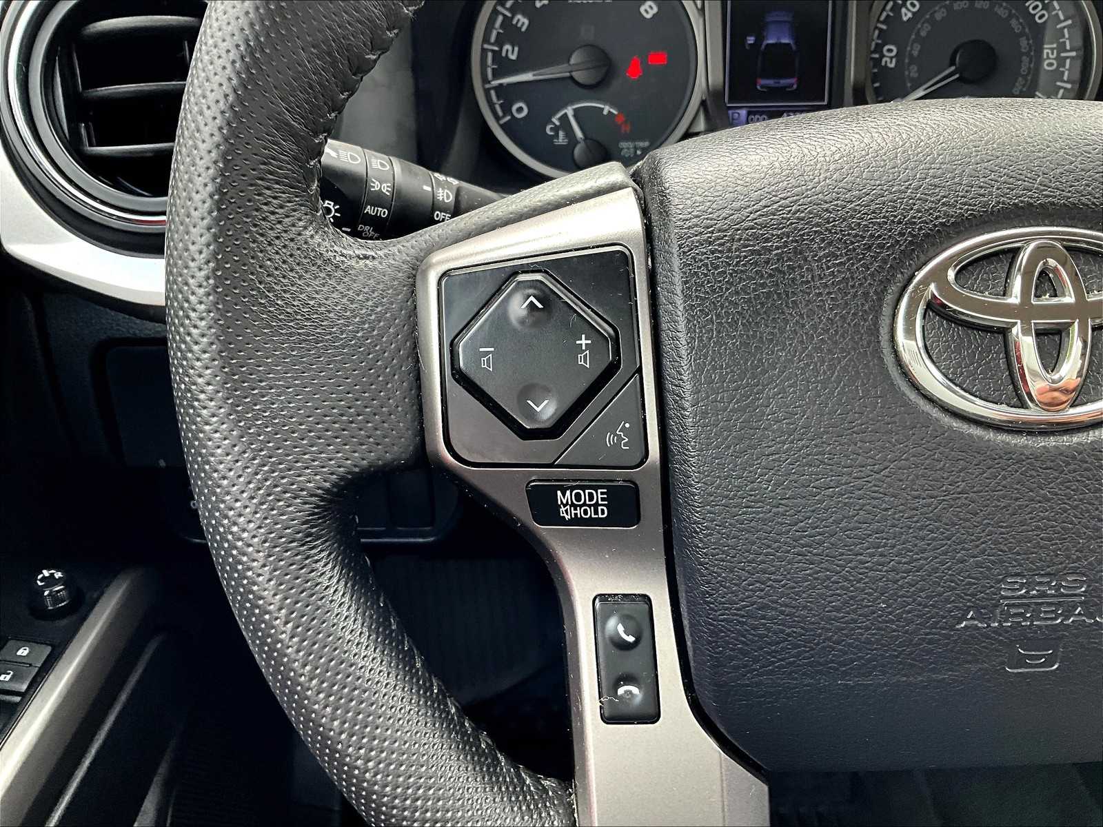 2023 Toyota Tacoma SR5 photo 23