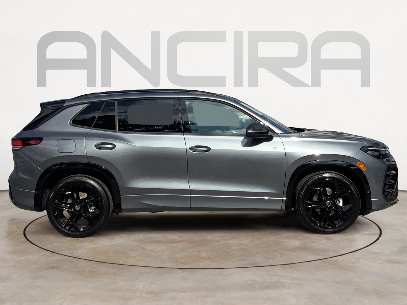 2025 Volkswagen Tiguan SE R-Line Black photo 8