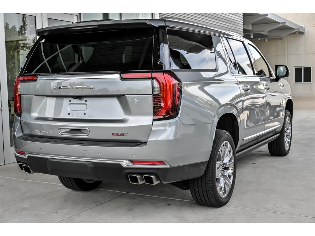 2025 Gmc Yukon XL Denali photo 6