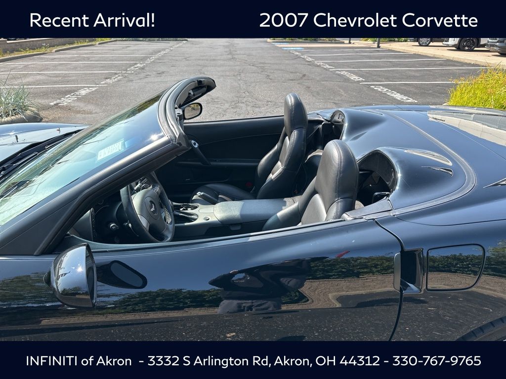 2007 Chevrolet Corvette Base photo 17
