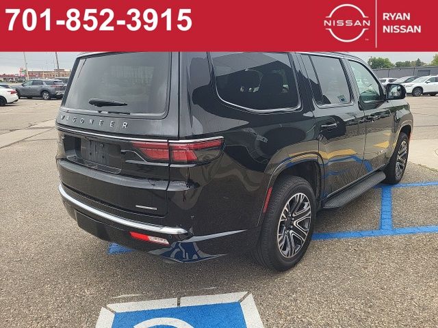 2023 Jeep Wagoneer Series II photo 4