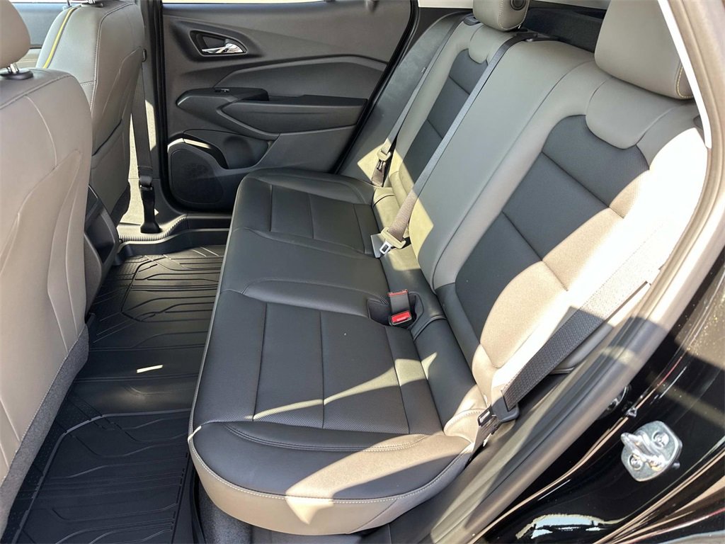 2025 Chevrolet Trax ACTIV photo 8
