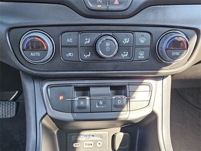 2024 Gmc Terrain AT4 photo 19