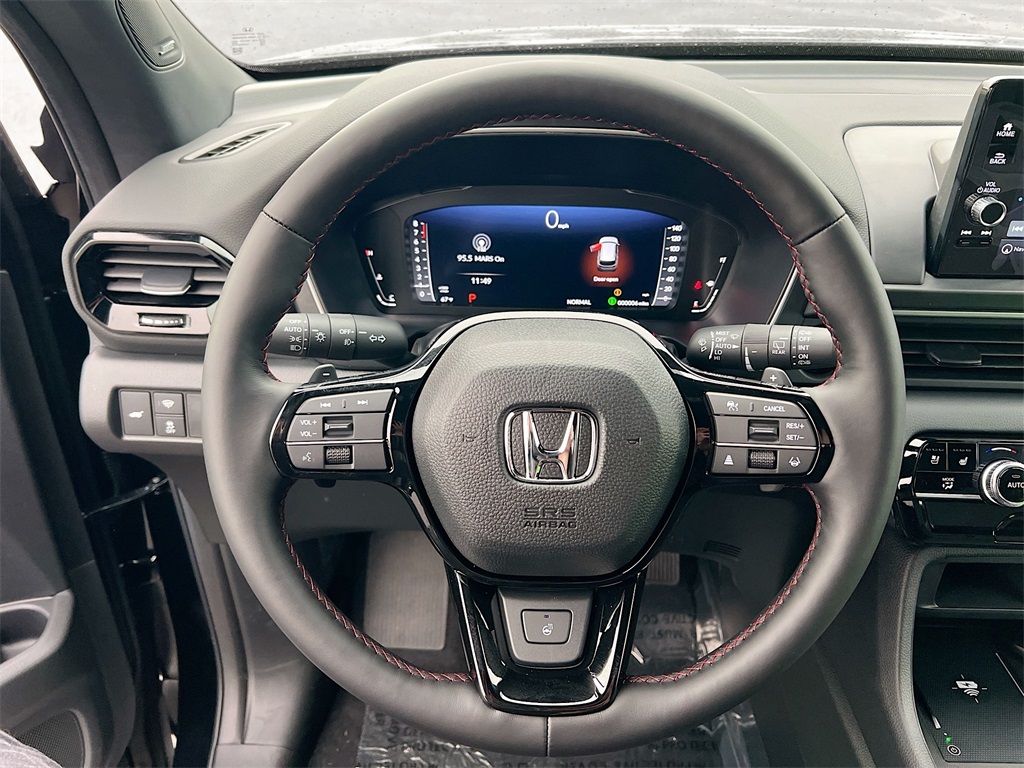 2025 Honda Pilot Black Edition photo 15
