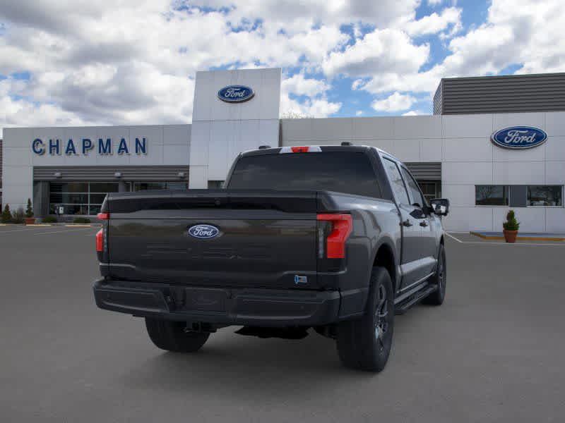 2025 Ford F-150 Lightning photo 7