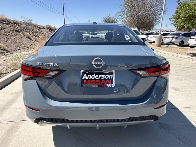 2025 Nissan Sentra SV photo 7