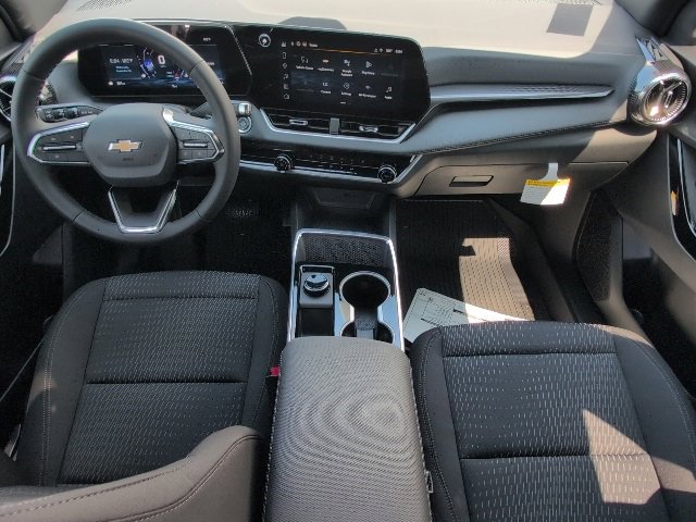 2026 Chevrolet Equinox LT photo 5