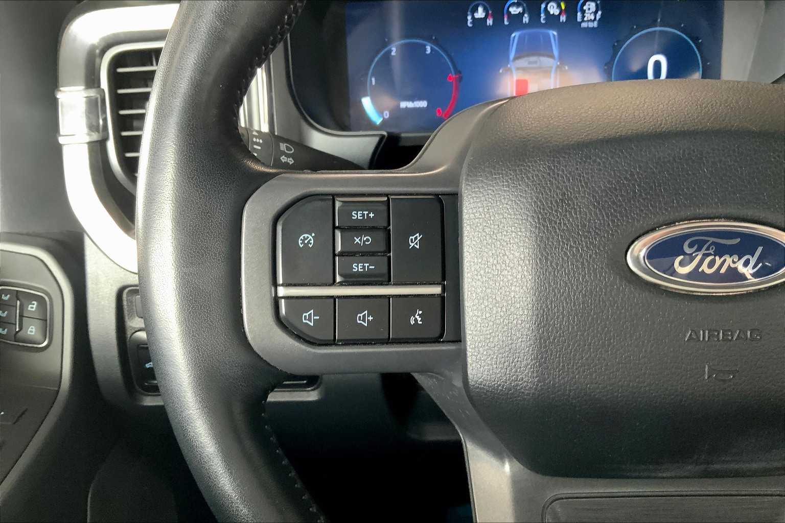 2024 Ford F-250 Lariat photo 20