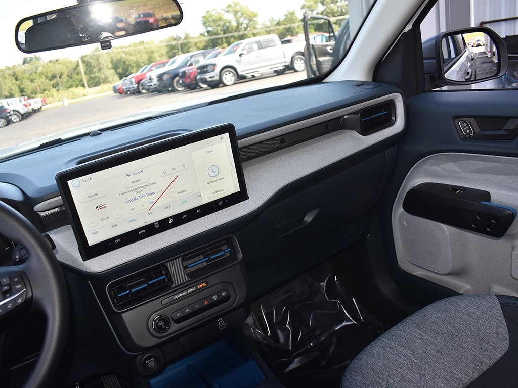 2025 Ford Maverick XLT photo 14