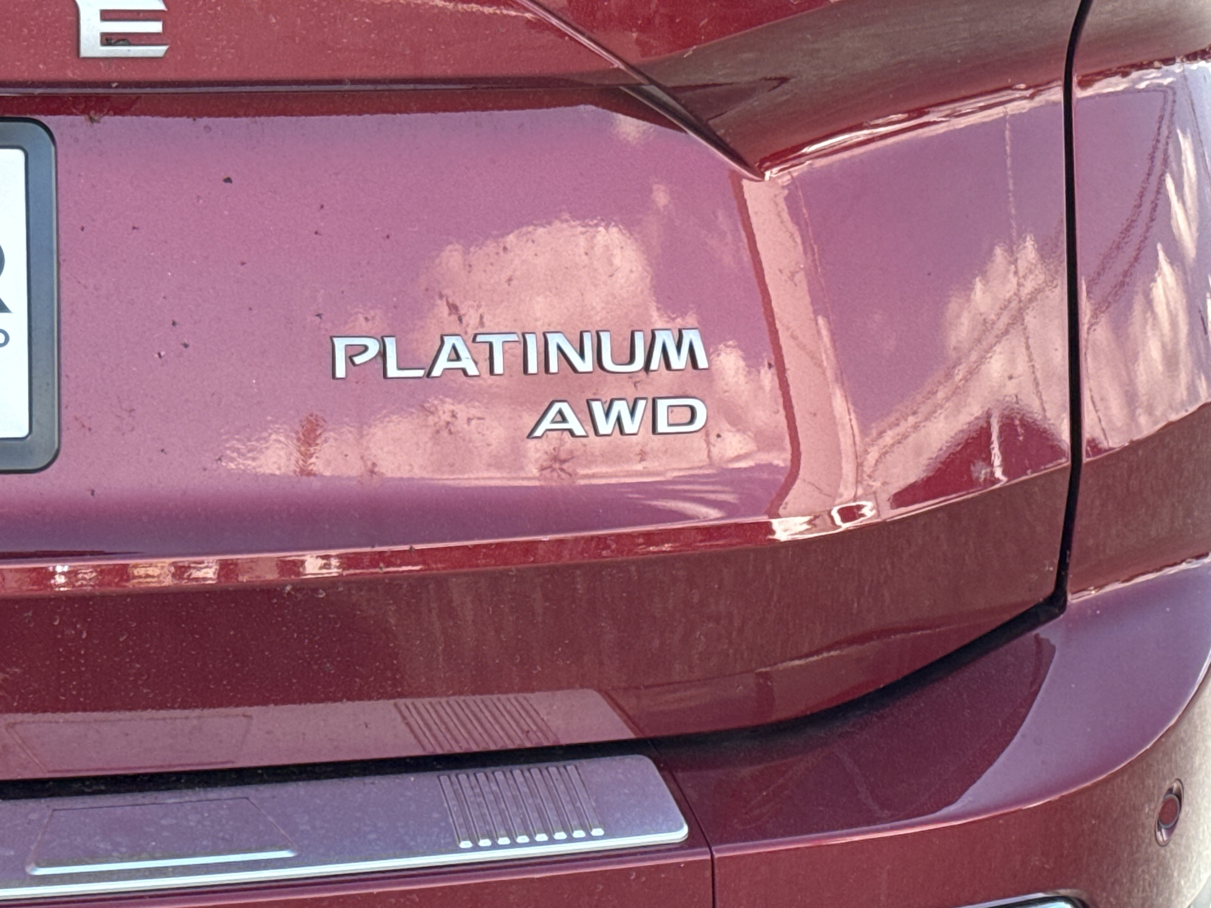 2026 Nissan Rogue Platinum photo 2