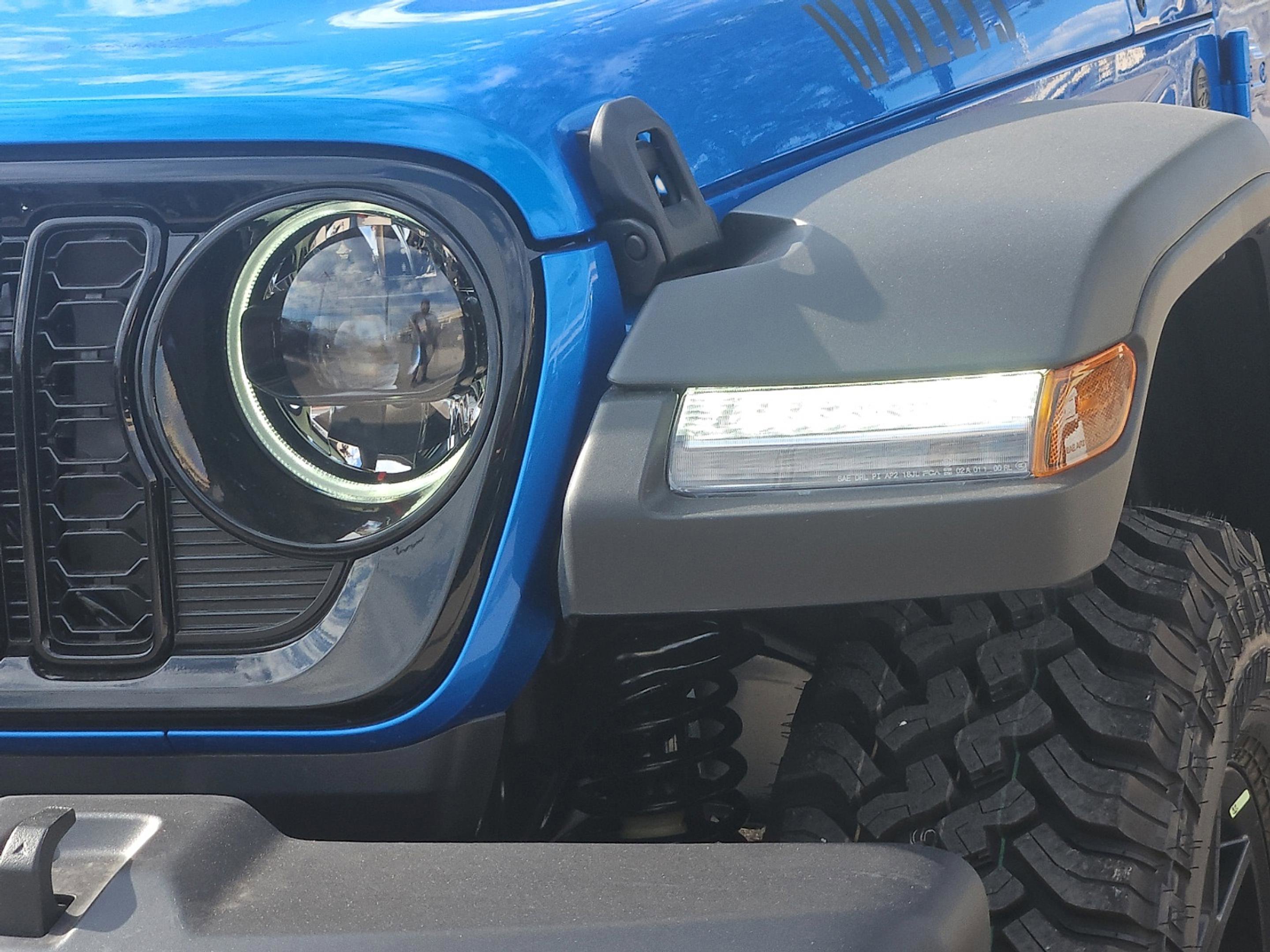 2025 Jeep Wrangler Willys photo 3