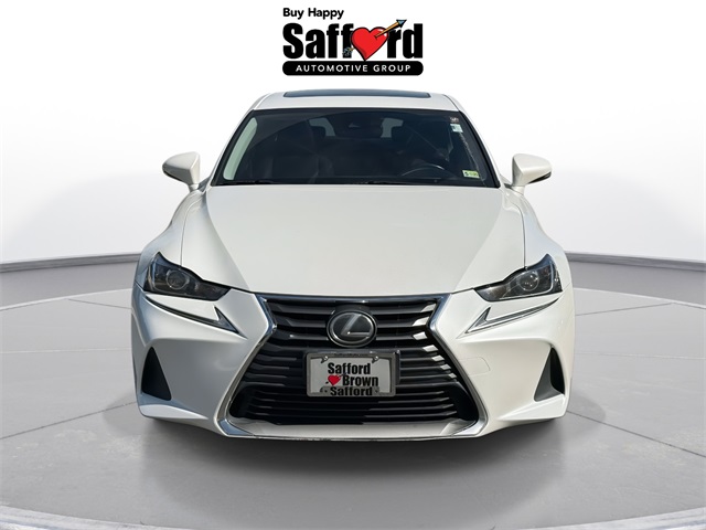 2017 Lexus IS 300 photo 8