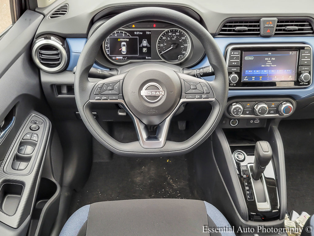 2025 Nissan Versa SV photo 10