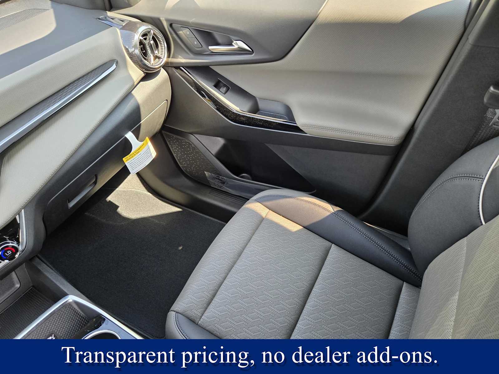 2026 Chevrolet Equinox LT photo 5