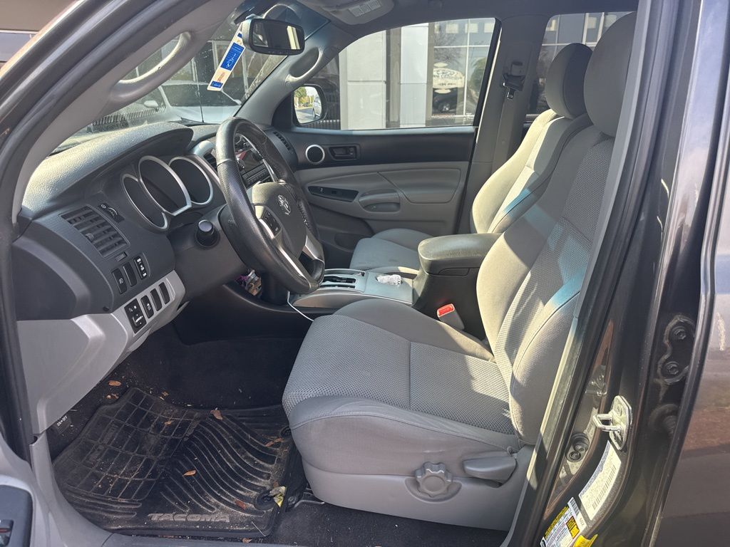 2012 Toyota Tacoma PreRunner photo 4