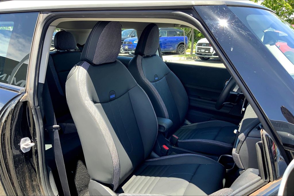 Image 8 of Certified Used 2025 MINI COOPER HARDTOP 2 DOOR