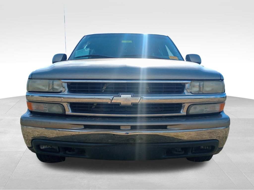Used 2000 Chevrolet Suburban Base with VIN 3GNFK16T0YG160857 for sale in Morehead, KY