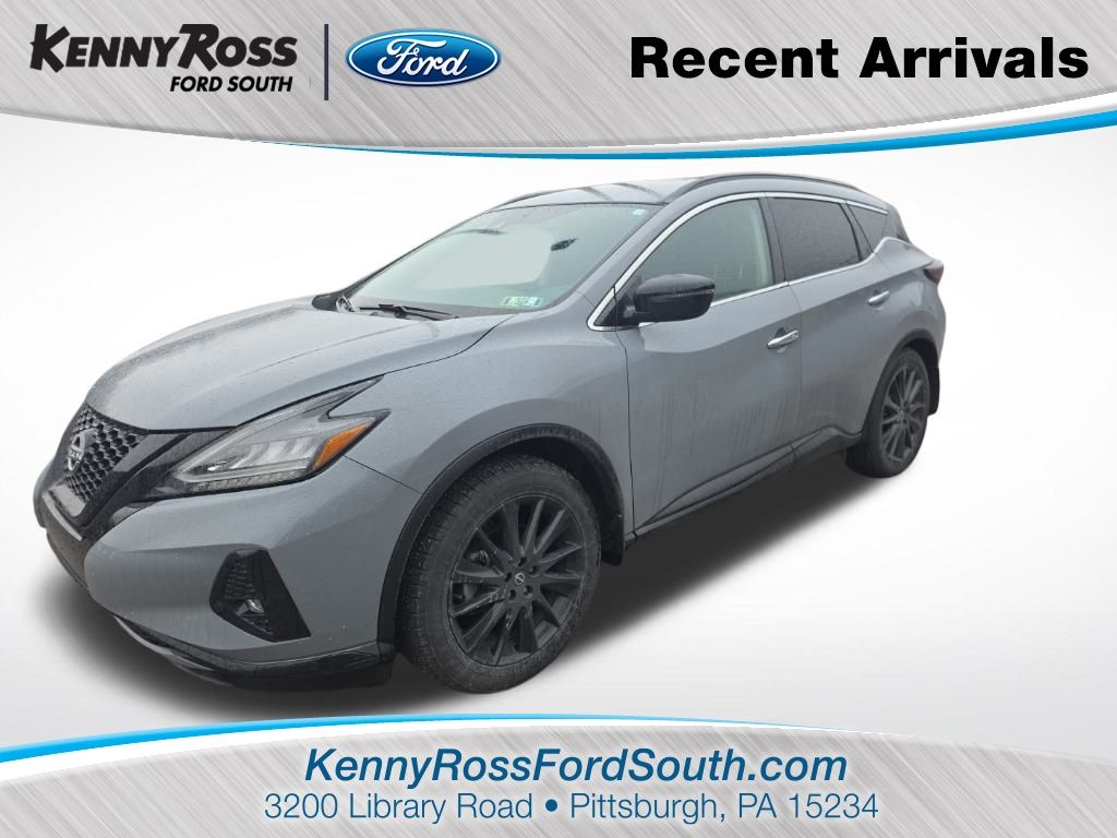 2023 Nissan Murano SV's photo