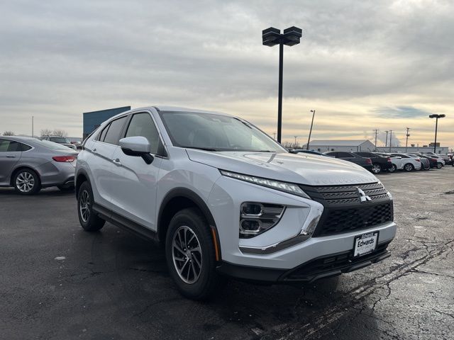 2025 Mitsubishi Eclipse Cross ES's photo
