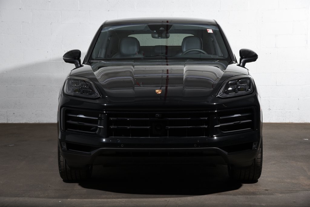 2025 Porsche Cayenne Coupe photo 10