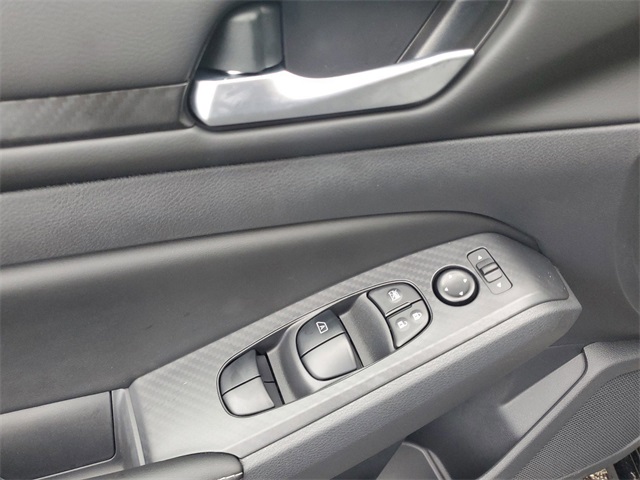 2025 Nissan Altima SV Special Edition photo 8
