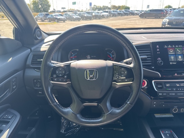 2021 Honda Pilot Black Edition photo 11