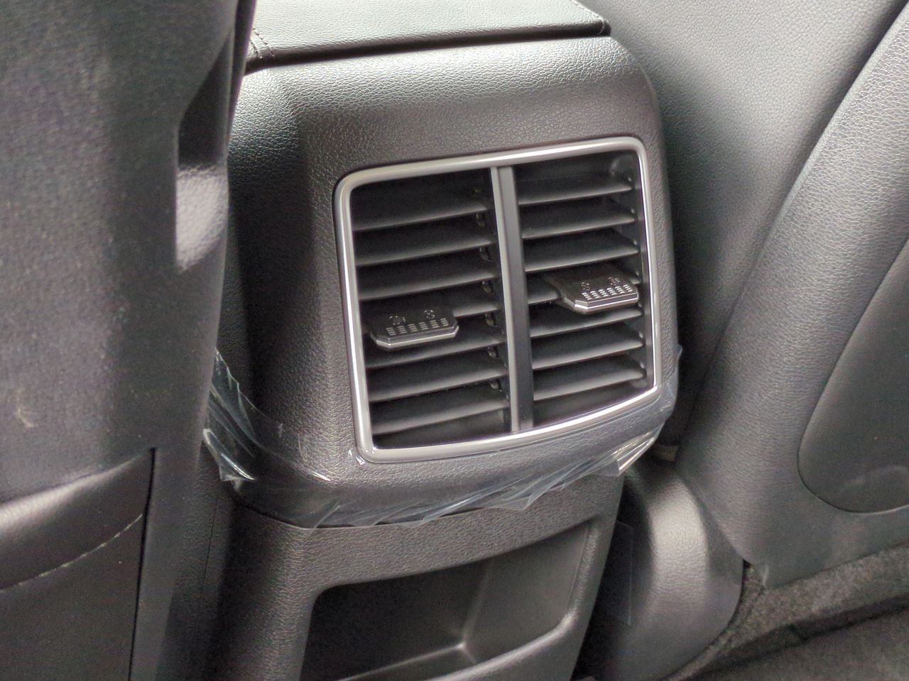 2026 Kia Sportage Hybrid EX photo 19