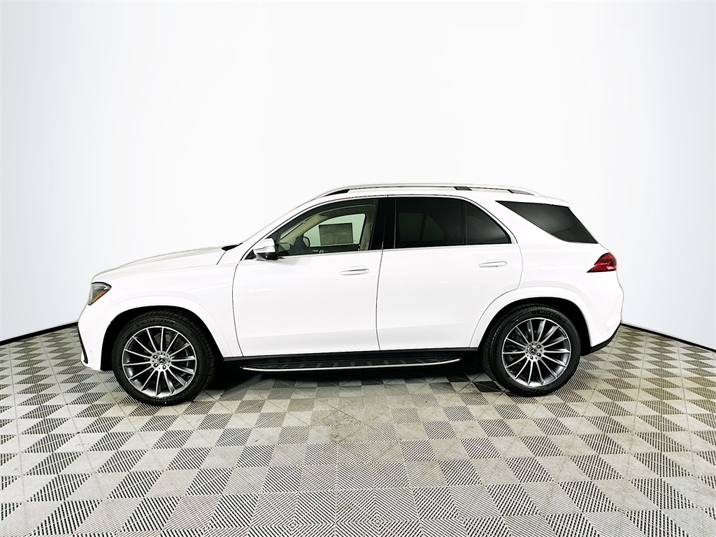 2026 Mercedes Benz GLE 450 4MATIC photo 3