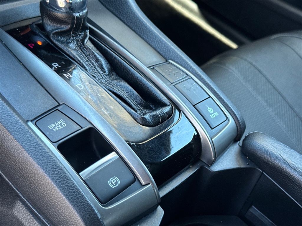 2018 Honda Civic EX-L photo 21