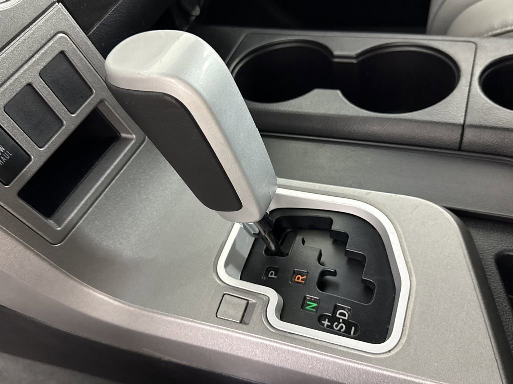 2016 Toyota Sequoia Limited photo 31