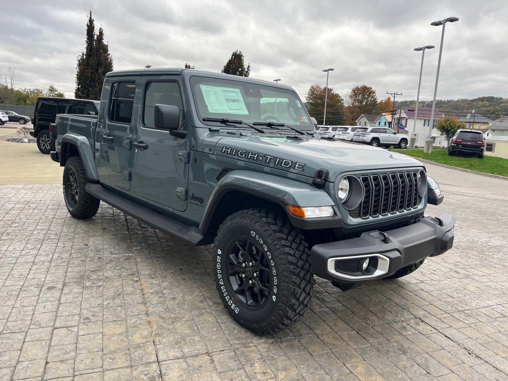 2025 Jeep Gladiator Sport photo 2