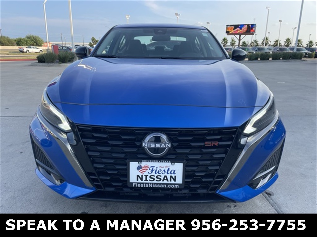 2025 Nissan Altima 2.5 SR photo 2
