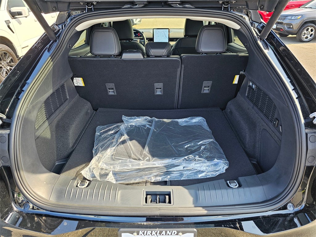 2025 Ford Mustang Mach-E Premium photo 13