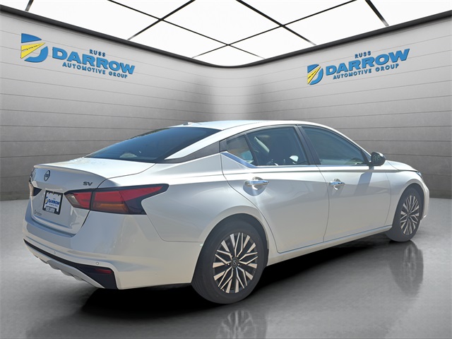 2024 Nissan Altima 2.5 SV photo 5