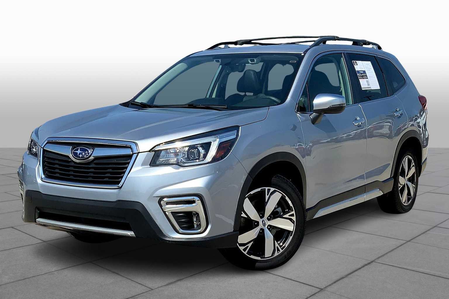 2019 Subaru Forester Touring photo 2