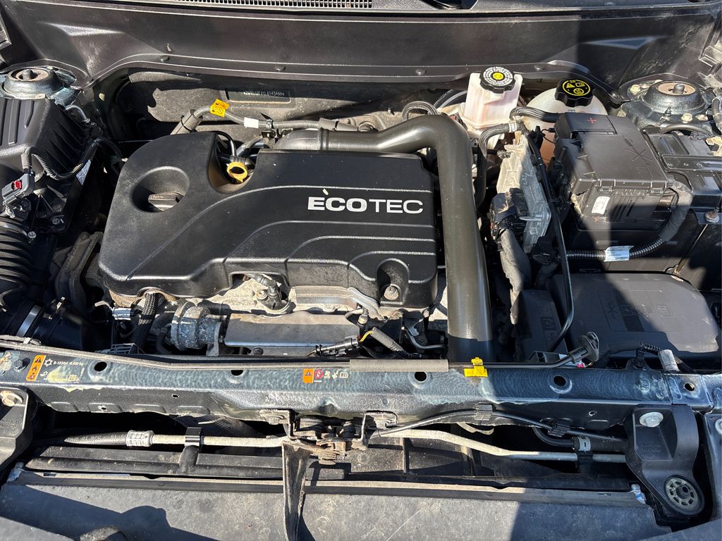 2020 Chevrolet Equinox LT photo 13
