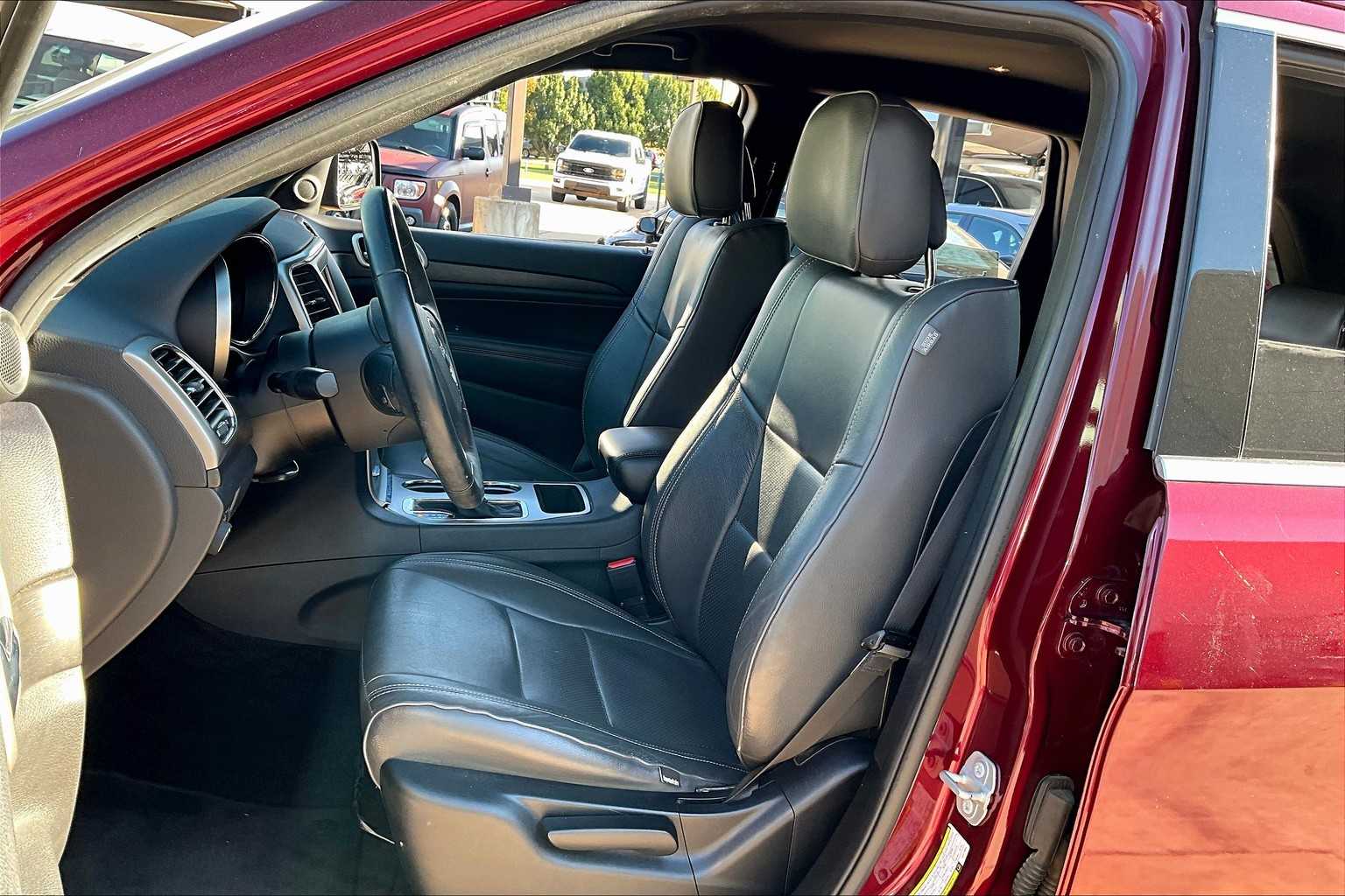 2018 Jeep Grand Cherokee Laredo photo 7