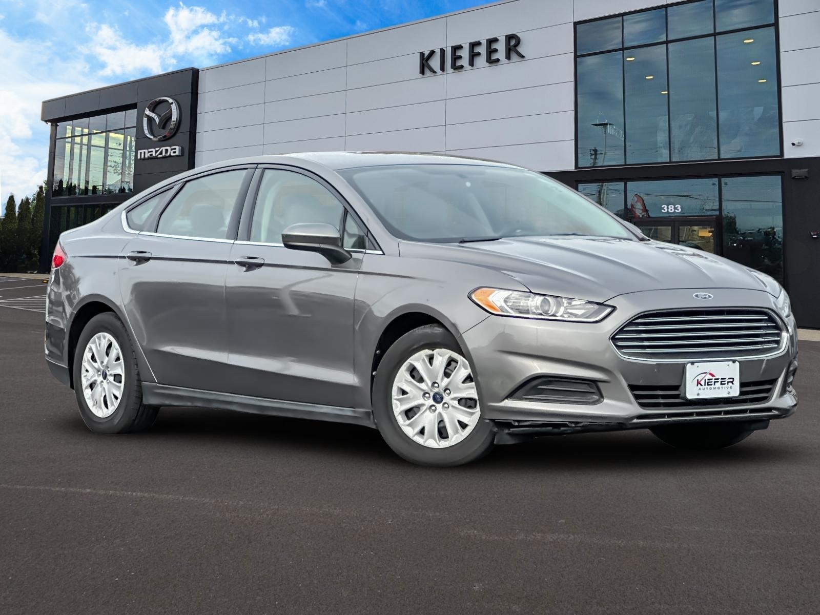 Used 2013 Ford Fusion S with VIN 3FA6P0G72DR224228 for sale in Eugene, OR