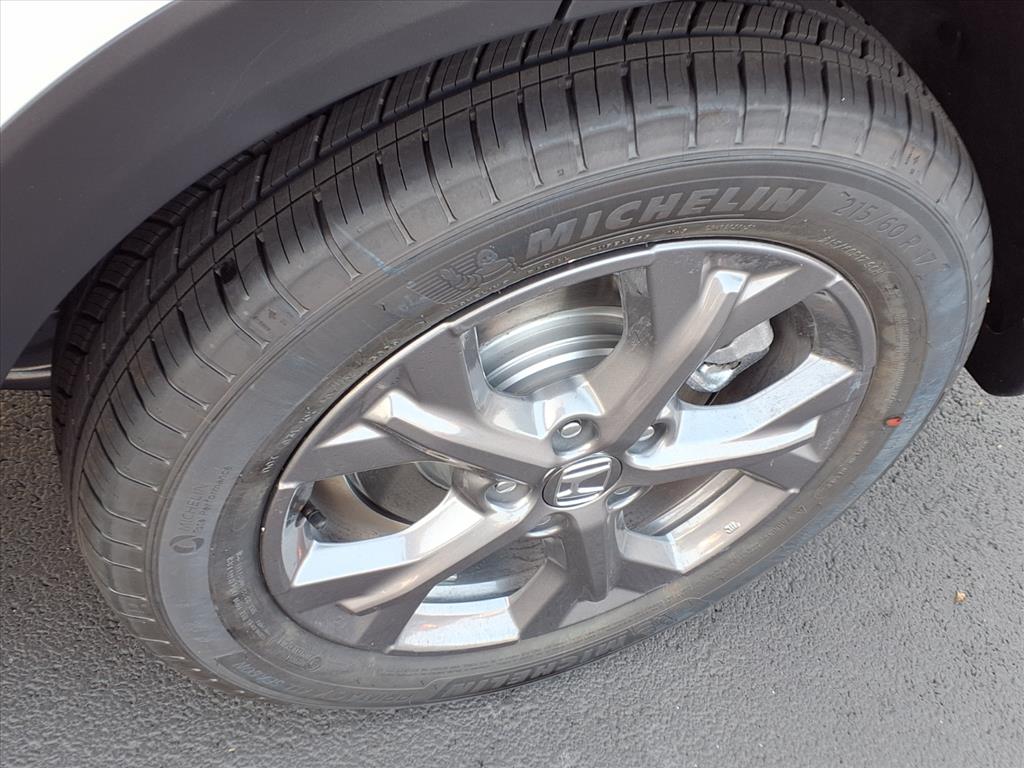 2026 Honda HR-V LX photo 14