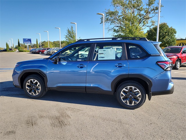 2025 Subaru Forester Base photo 3