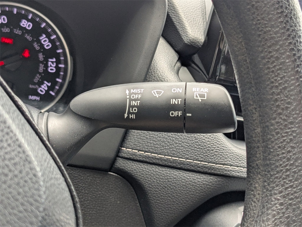 2021 Toyota RAV4 LE photo 28