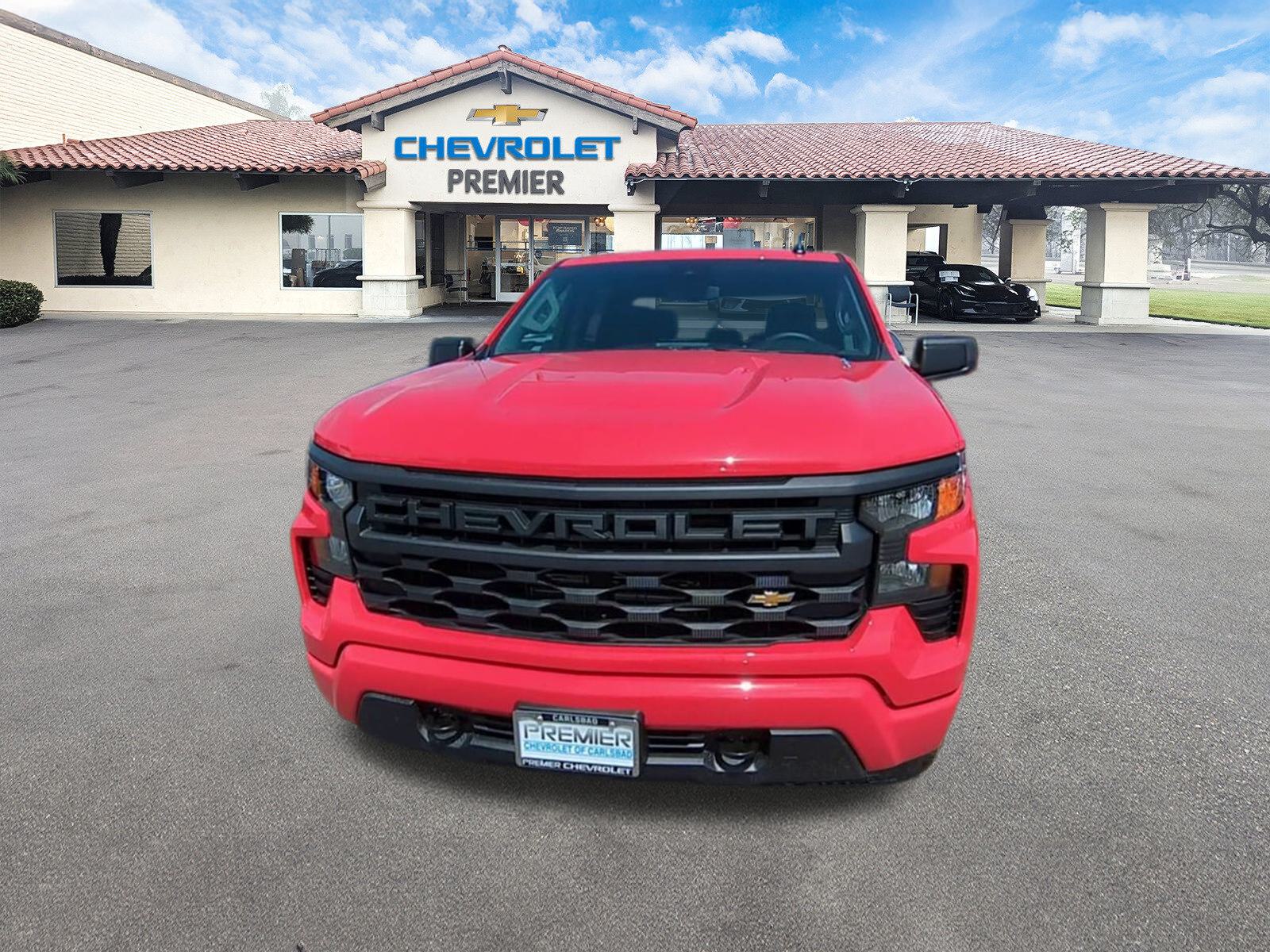 2025 Chevrolet Silverado 1500 Custom photo 3