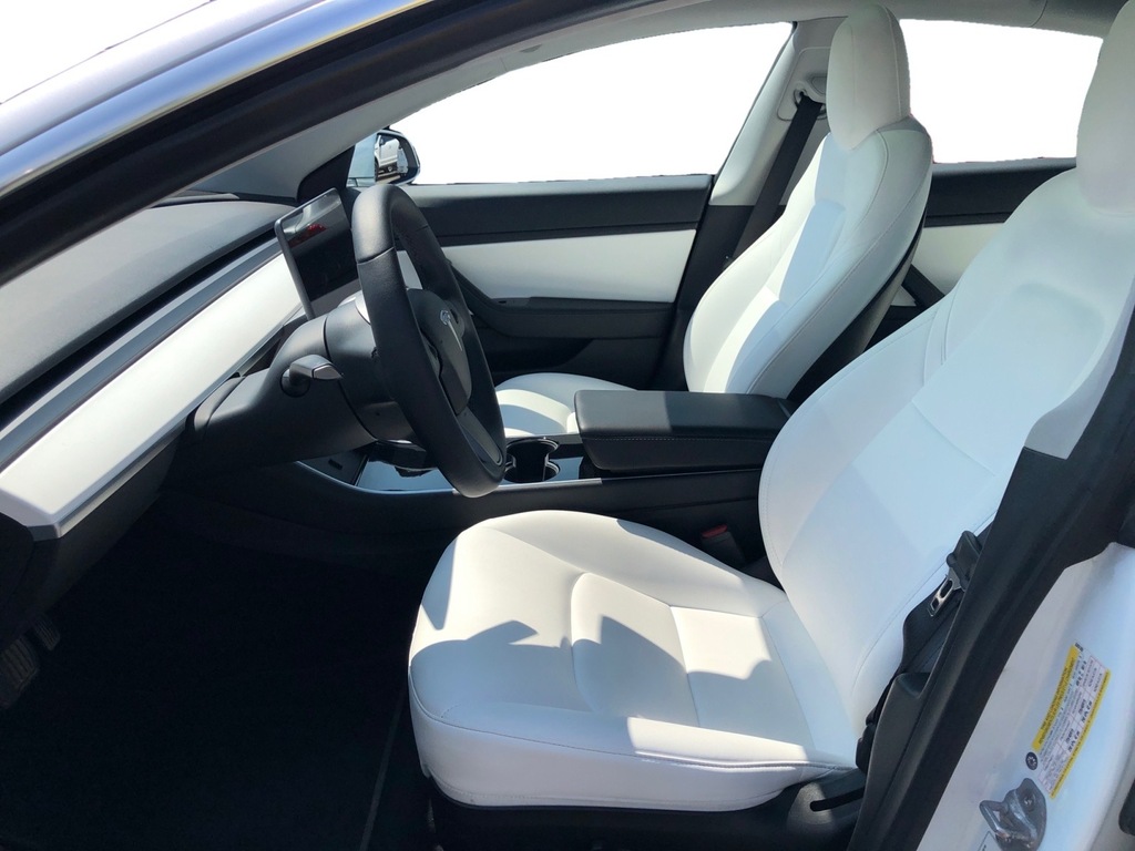 PreOwned 2020 Tesla Model 3 Standard Range Plus RWD / AUTO PILOT Sedan